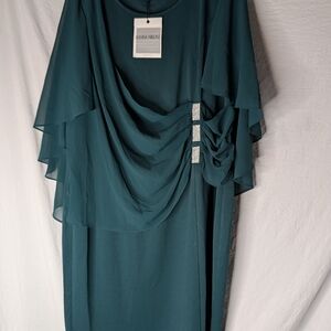 Chic Green Midi Dress with Embellishments